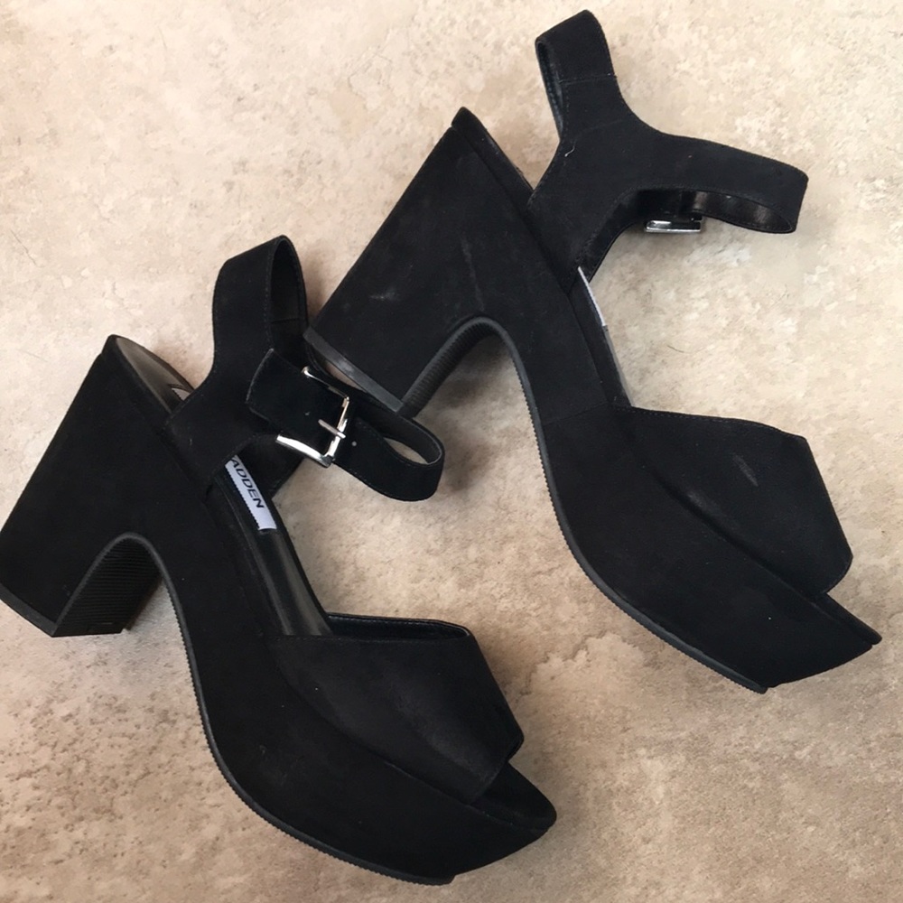 ❌SOLD❌Steve Madden Leno Black Suede - Picture 3 of 6